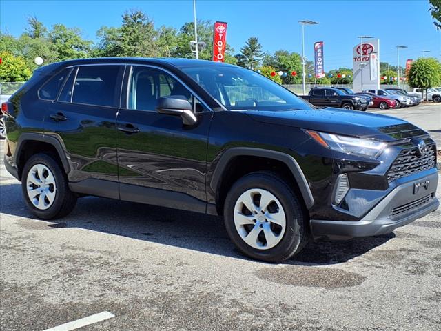 2023 Toyota RAV4 LE