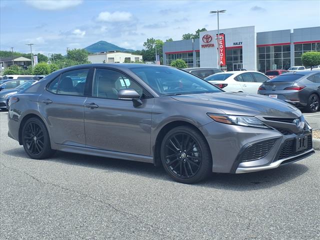 2024 Toyota Camry Hybrid XSE