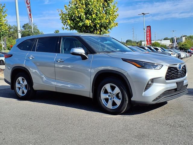 2022 Toyota Highlander Hybrid LE