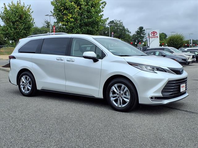 2025 Toyota Sienna Limited 7-Passenger