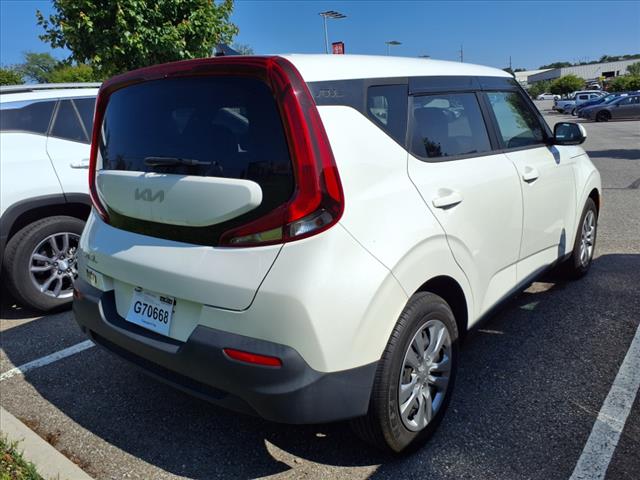2022 Kia Soul LX