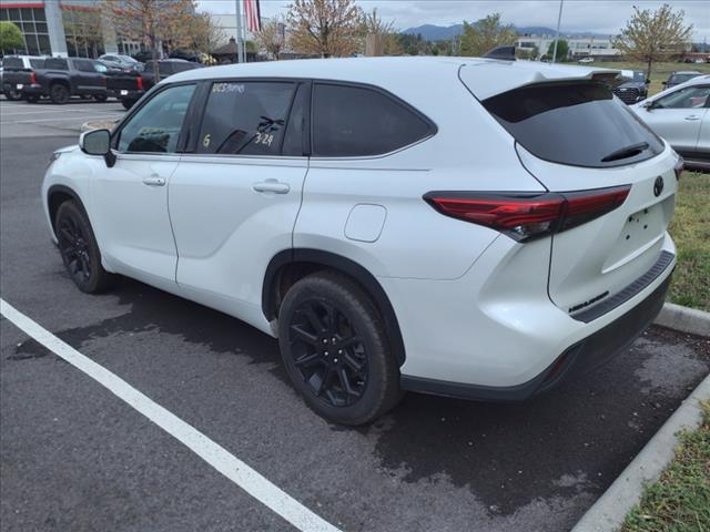 2022 Toyota Highlander L