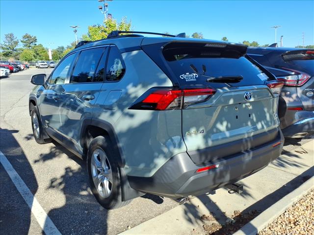 2021 Toyota RAV4 Hybrid XLE