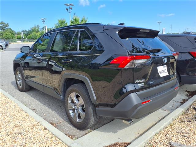 2022 Toyota RAV4 Hybrid XLE