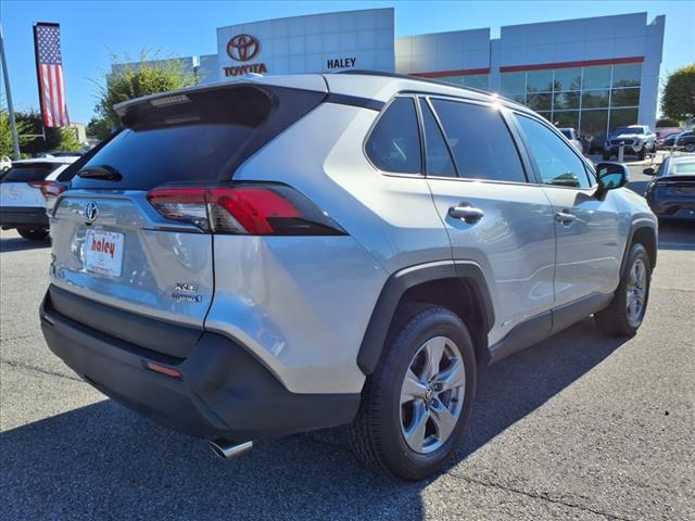 2024 Toyota RAV4 Hybrid XLE