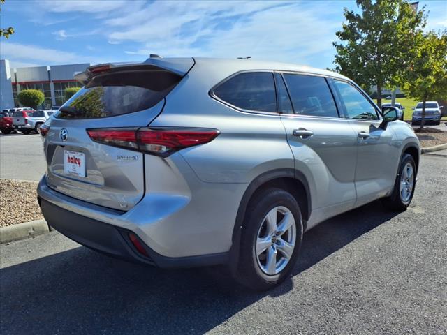 2022 Toyota Highlander Hybrid LE