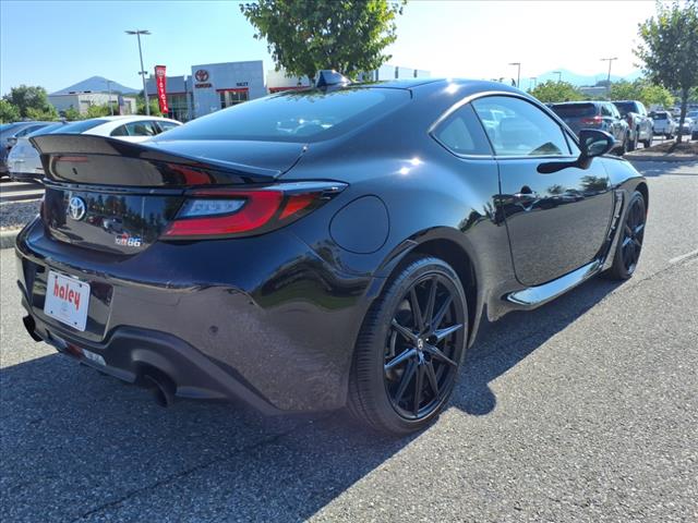 2024 Toyota GR86 Premium