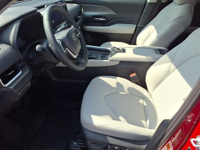2025 Toyota Grand Highlander Hybrid XLE
