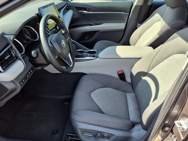 2021 Toyota Camry Hybrid LE