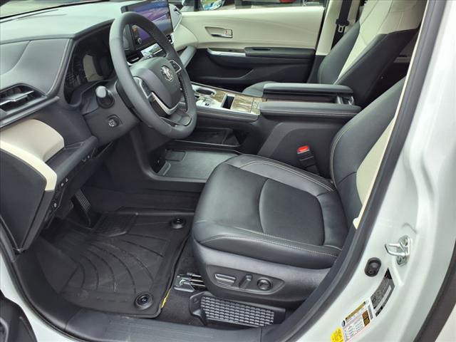 2025 Toyota Sienna Limited 7-Passenger