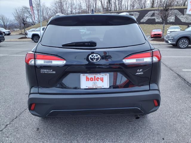 2022 Toyota Corolla Cross LE
