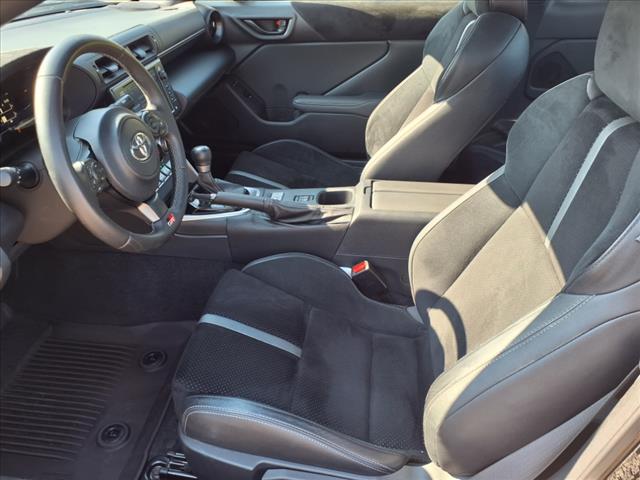2024 Toyota GR86 Premium