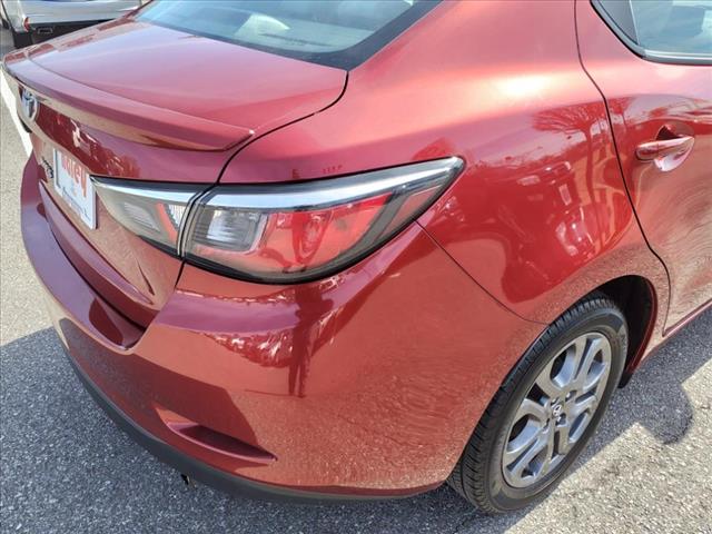 2020 Toyota Yaris LE