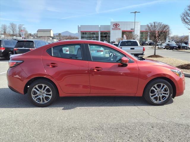 2020 Toyota Yaris LE