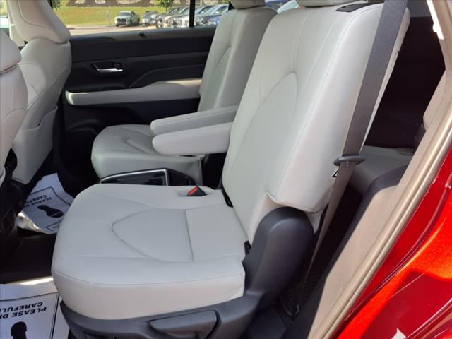 2025 Toyota Grand Highlander Hybrid XLE