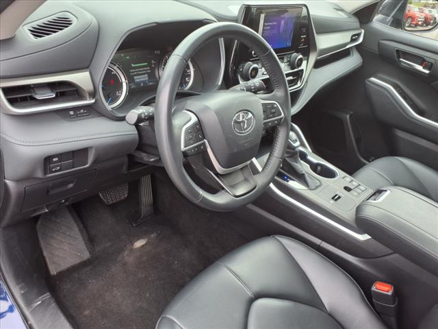 2024 Toyota Highlander Hybrid XLE