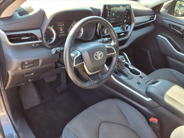2022 Toyota Highlander Hybrid LE