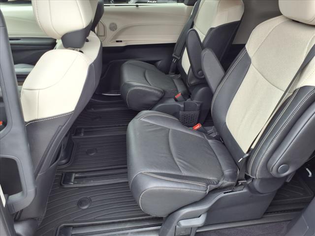 2025 Toyota Sienna Limited 7-Passenger