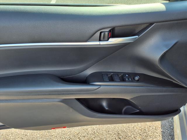 2021 Toyota Camry Hybrid SE