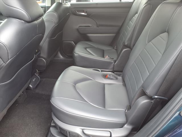 2024 Toyota Highlander Hybrid XLE