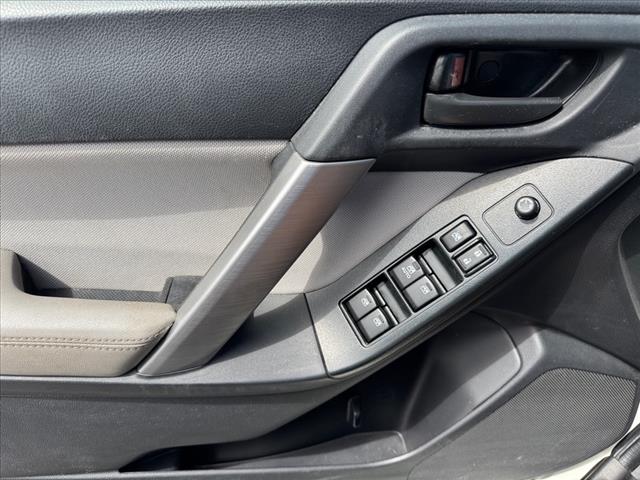 2016 Subaru Forester 2.5i