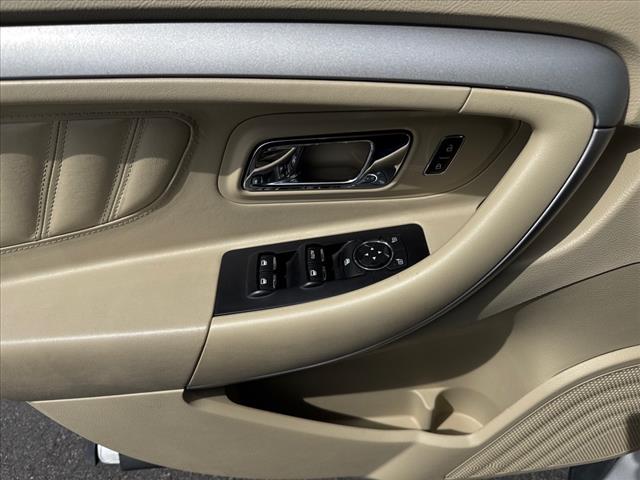 2017 Ford Taurus SE