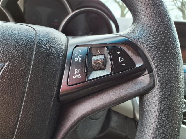 2013 Chevrolet Cruze LS Auto