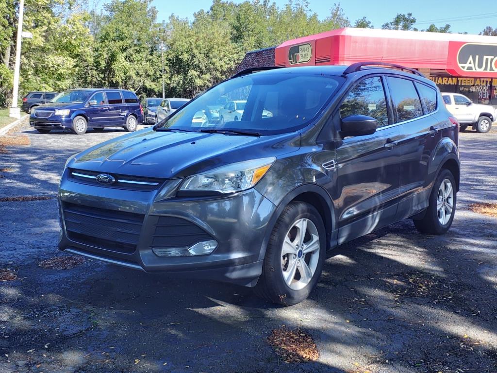 2016 Ford Escape SE's photo