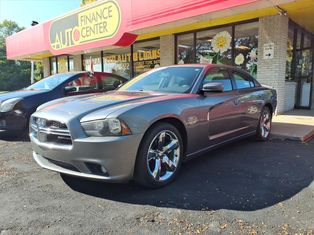 2012 Dodge Charger SXT's photo