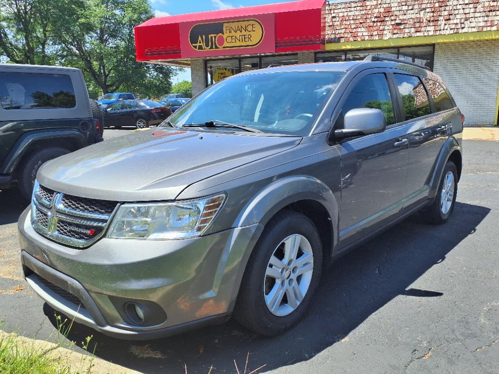 2012 Dodge Journey SXT's photo