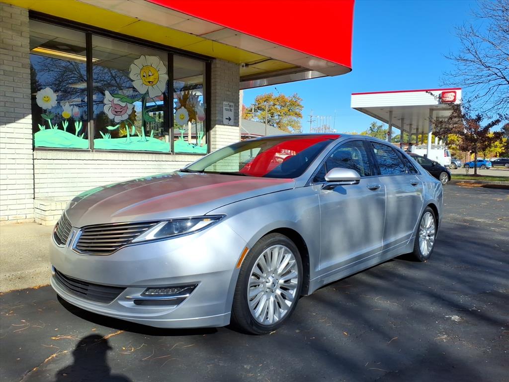 2015 Lincoln MKZ Base's photo