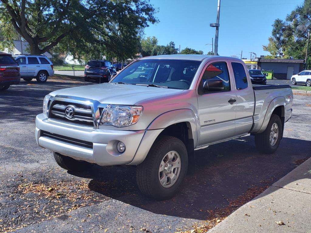 2008 Toyota Tacoma Base's photo
