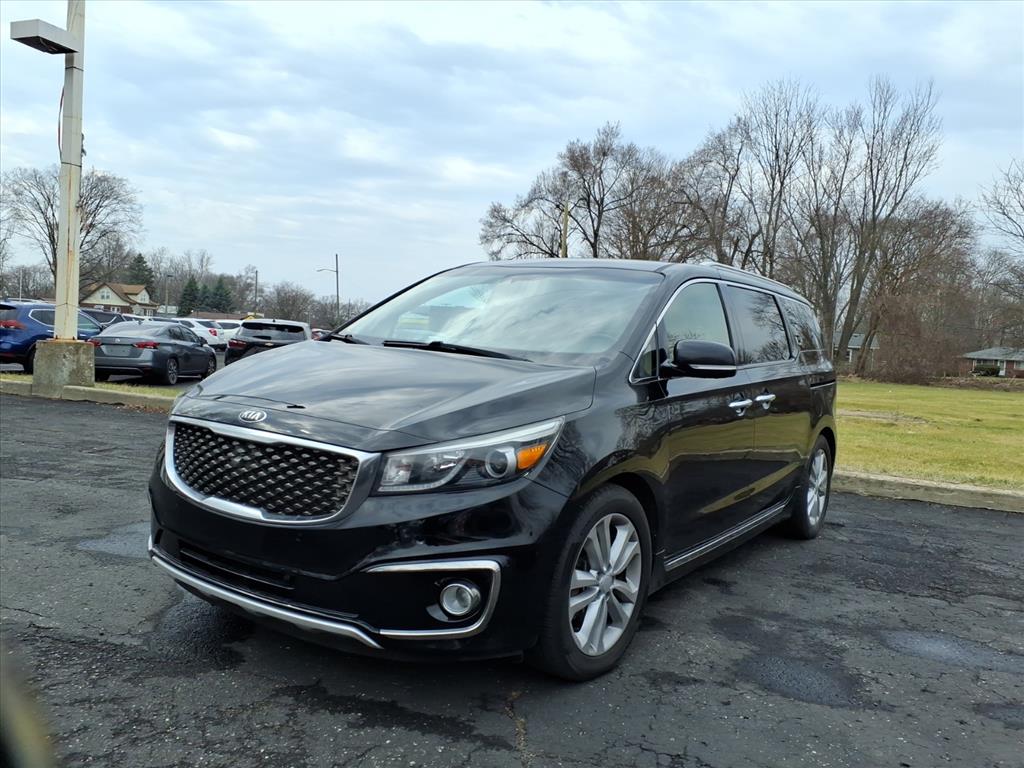2017 Kia Sedona SX Limited's photo