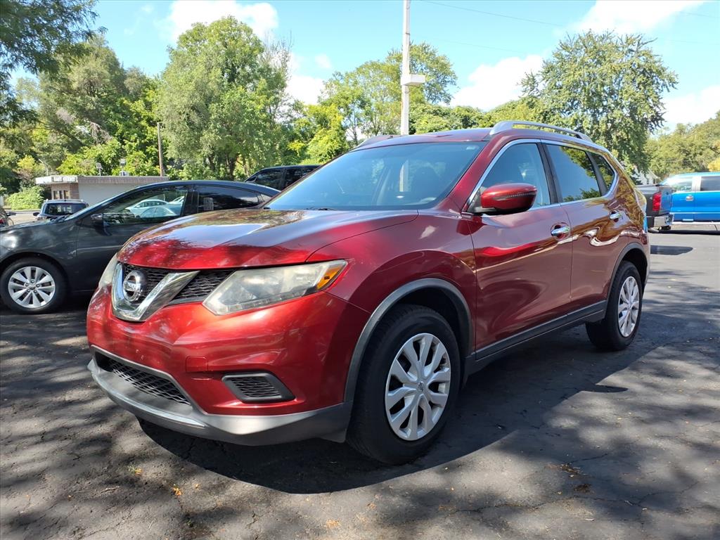 2016 Nissan Rogue S's photo