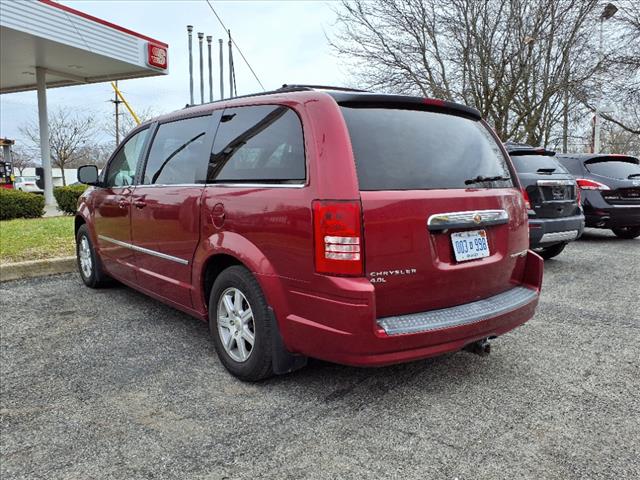 2010 Chrysler Town and Country Touring Plus