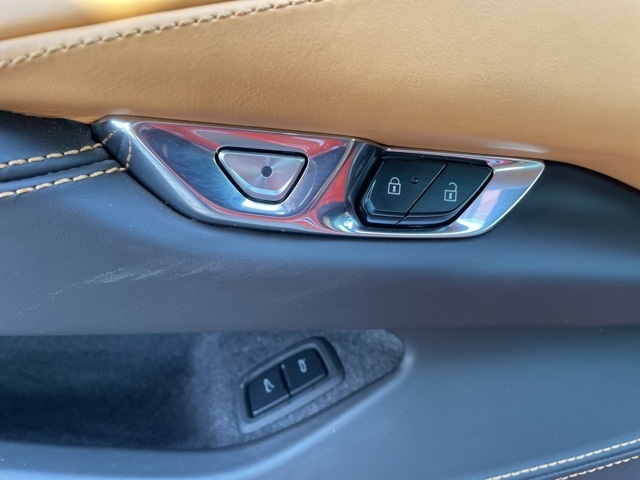 2020 Chevrolet Corvette Stingray:26010A