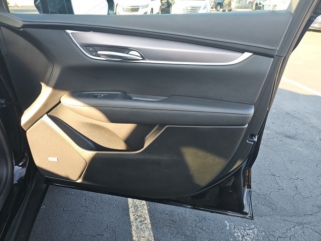 2022 Cadillac XT5 Luxury photo 9