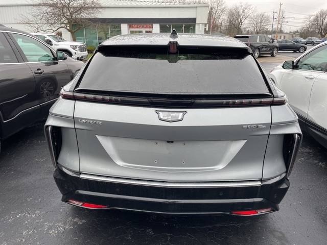 2024 Cadillac LYRIQ Luxury 1:FP6635A