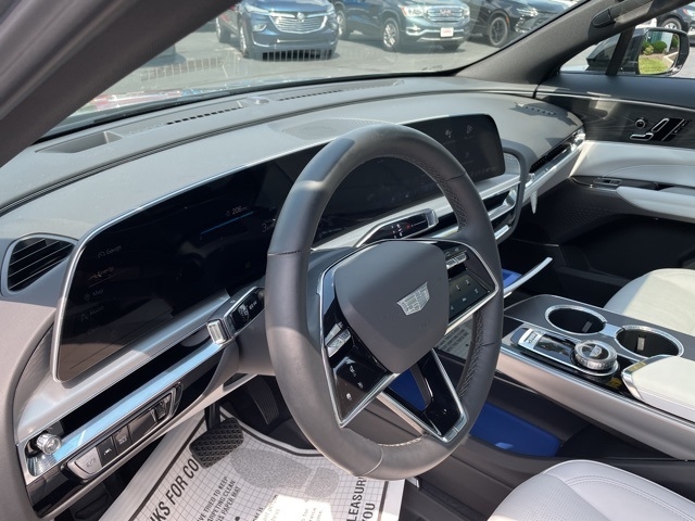 2024 Cadillac LYRIQ Sport 1:FP0650