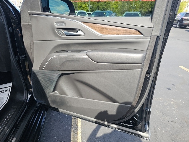 2024 Cadillac Escalade ESV Premium Luxury Platinum:25089A