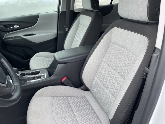 2024 Chevrolet Equinox LT photo 9