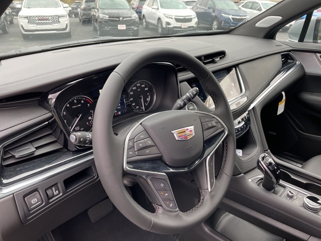 2025 Cadillac XT5 Premium Luxury:25095