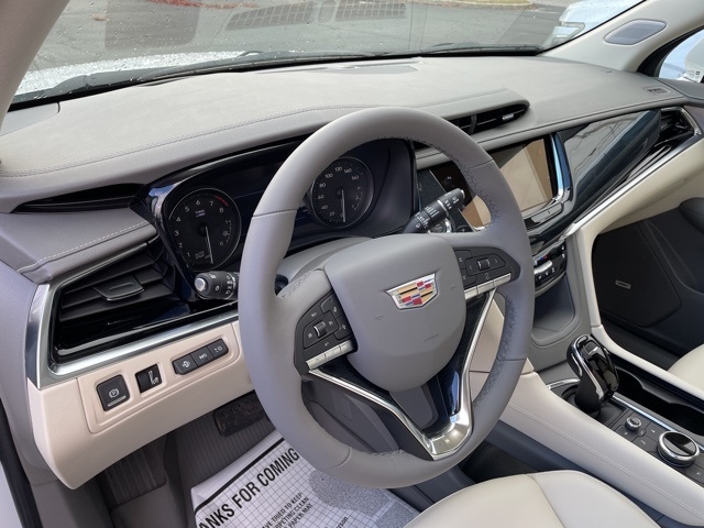 2025 Cadillac XT6 Premium Luxury:25102