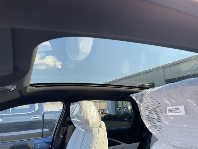 2025 Cadillac LYRIQ Luxury:25051