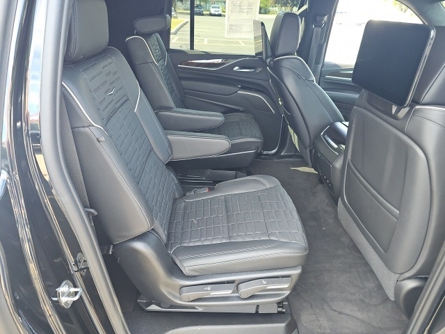2024 Cadillac Escalade ESV Premium Luxury Platinum:25089A