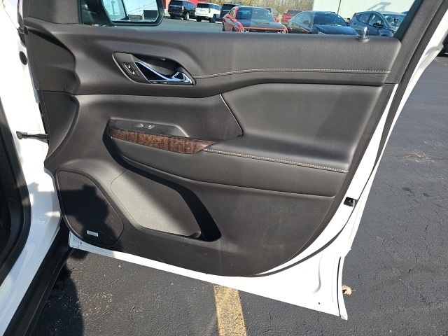 2023 GMC Acadia Denali:FP4332