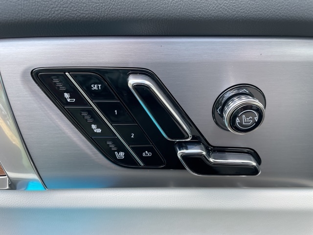 2026 Cadillac VISTIQ Luxury:26003