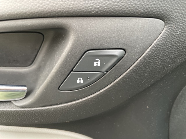 2019 Chevrolet Equinox LS:FP1135