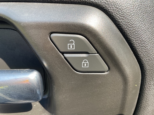 Photo of 2022 Chevrolet Silverado 1500 Custom in Fremont, OH - 12,  2022 Chevrolet Silverado 1500 Custom:FP1615