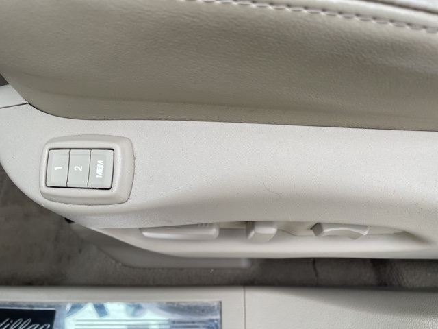 2016 Cadillac SRX Luxury Collection:26041A